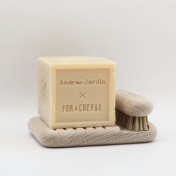 Coffret savon et brosse à ongles x fer à cheval en bois de hêtre